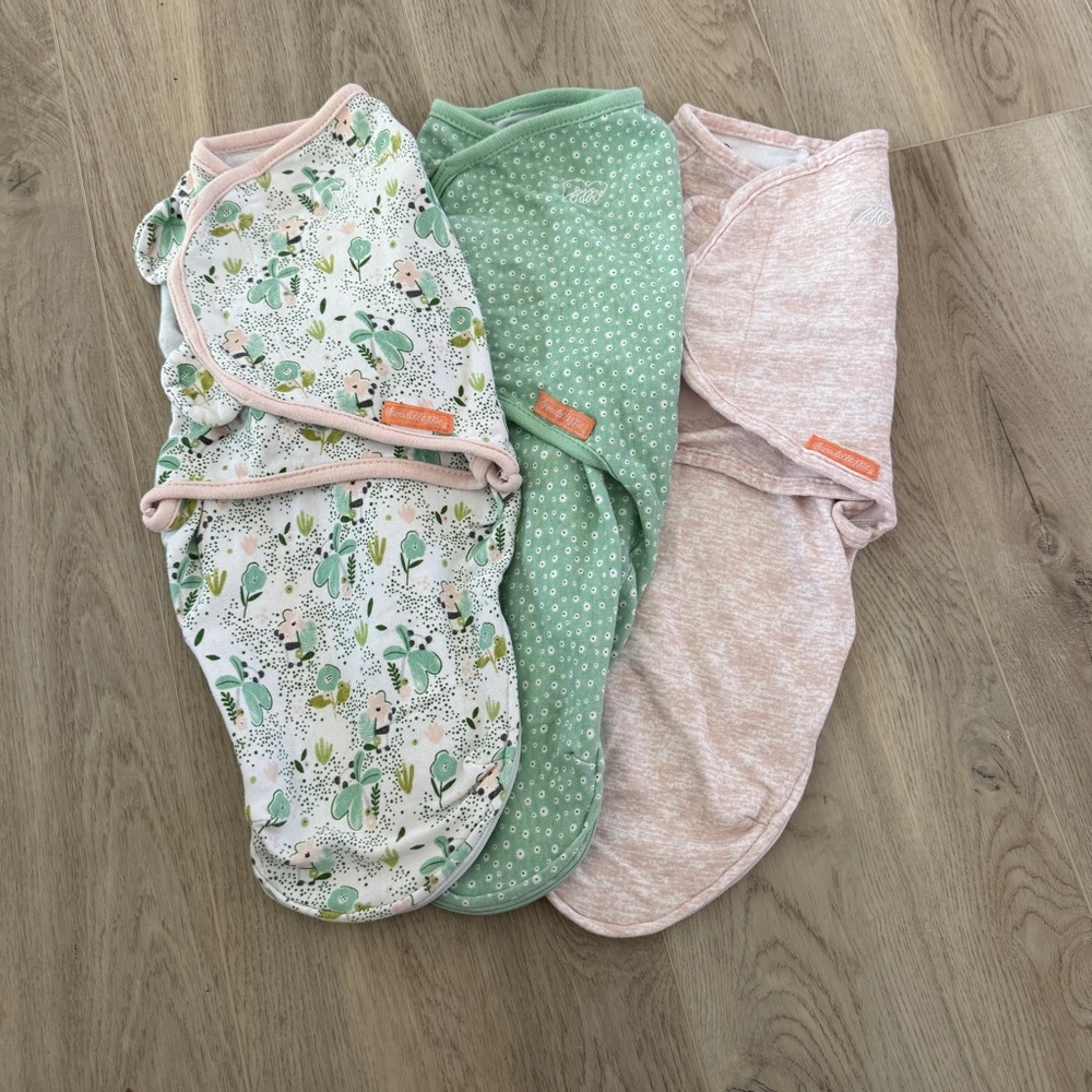 Swaddle me Set of Three Swaddles in Green and Pink